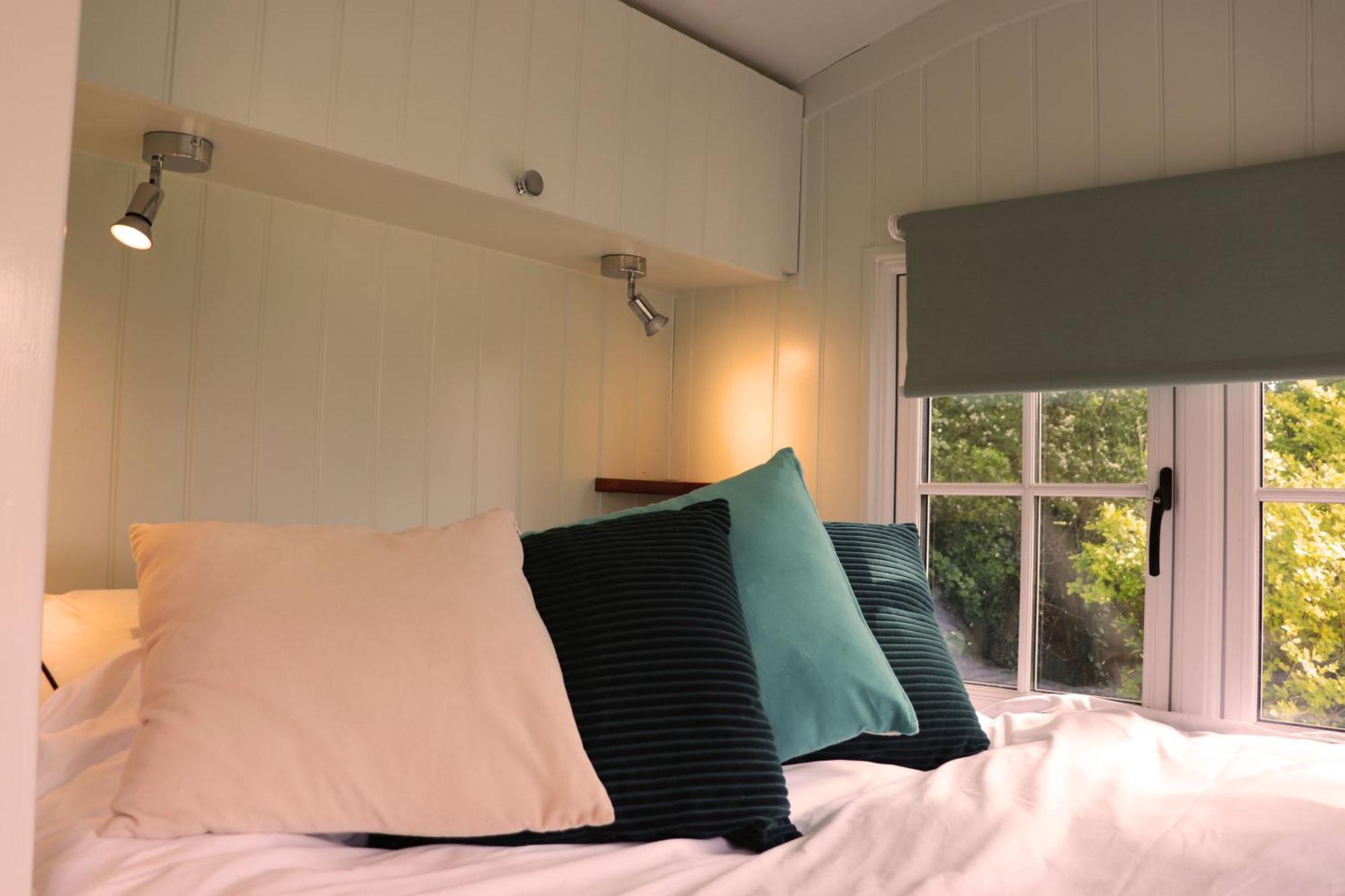 Cobo Cottage Chichester Exterior foto